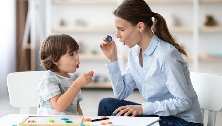 Speech and language therapy approaches that can help children and people who stammer to speak more easily. 